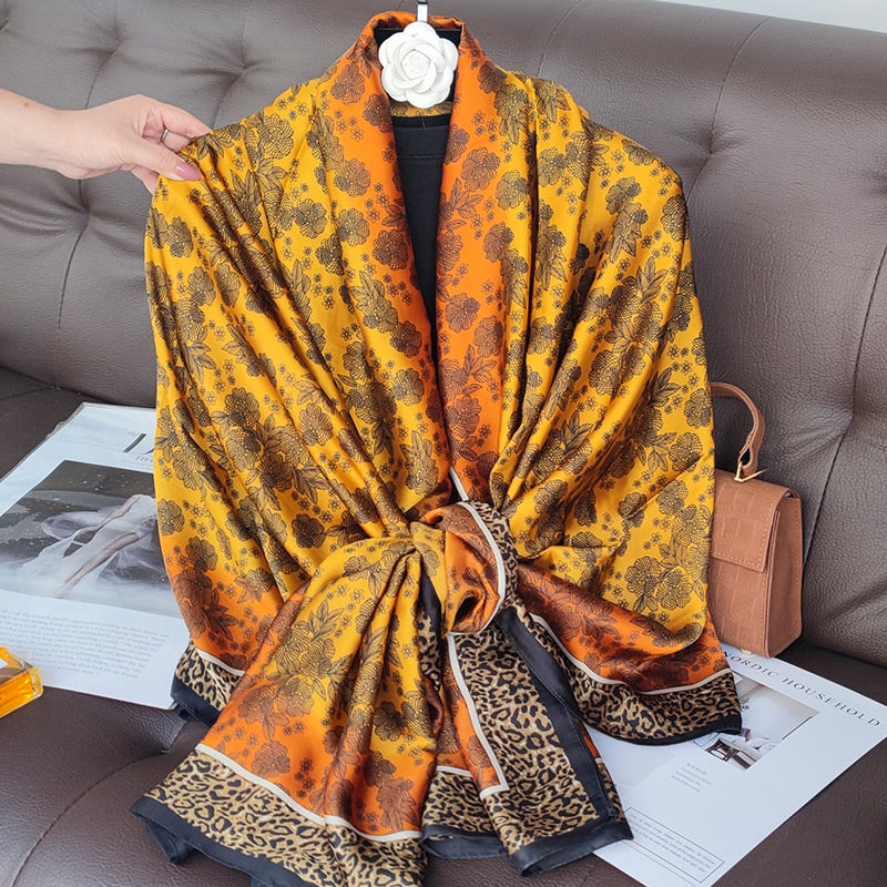 2023 Luxury Silk Scarf  Design Popular Print Shawls New Scarves